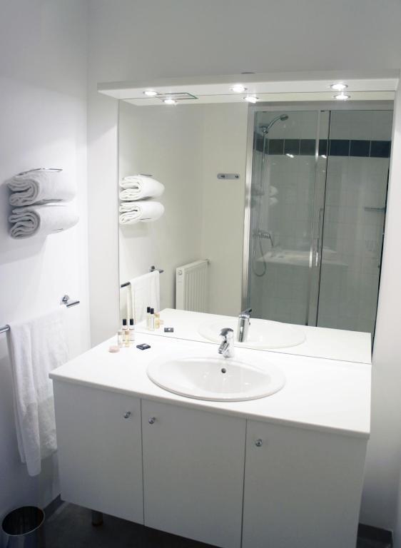 Tulip Inn Lille Grand Stade Residence Prochainement Twenty Business Flats Вилньов д'Аск Стая снимка